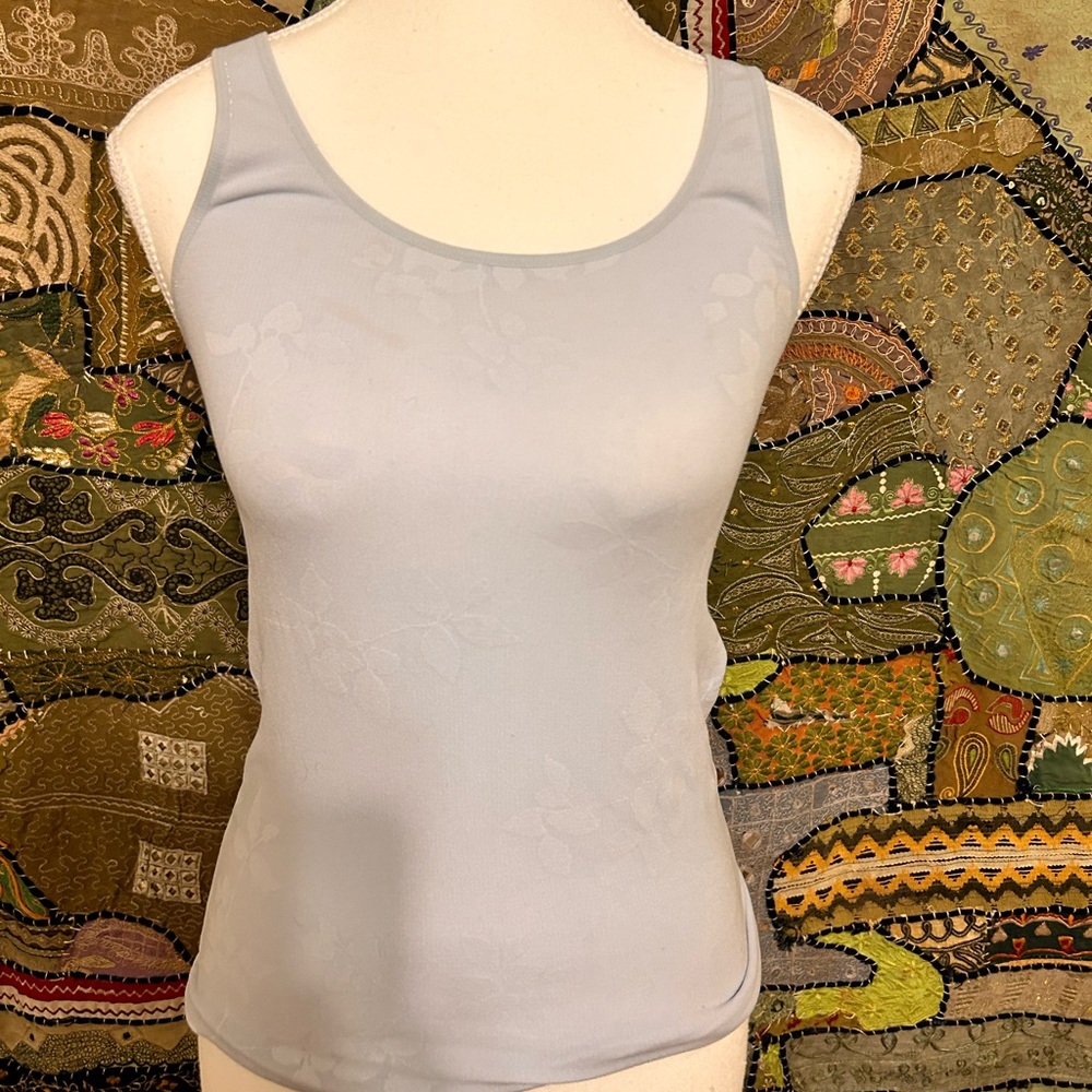 cute workout top